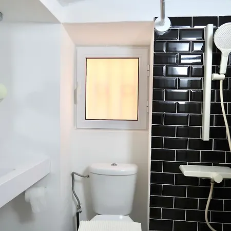 아파트 10-min Duomo Flat With Private Garden
