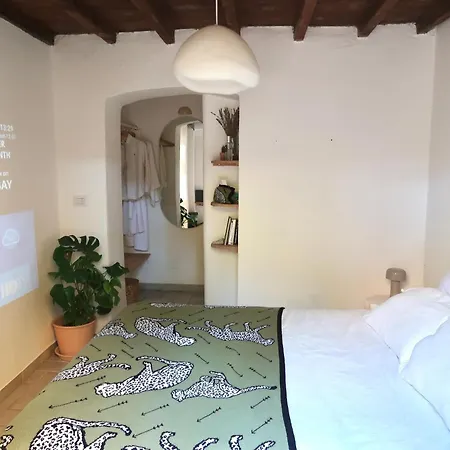 10-min Duomo Flat With Private Garden 아파트 *