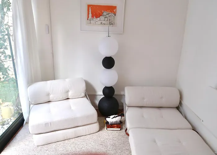 شقة Charming Garden Home, 10 Min Walk To Duomo فلورنس