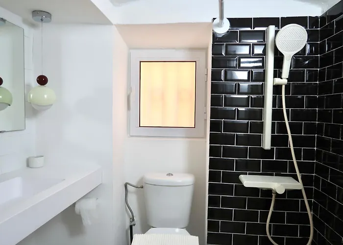 شقة Charming Garden Home, 10 Min Walk To Duomo